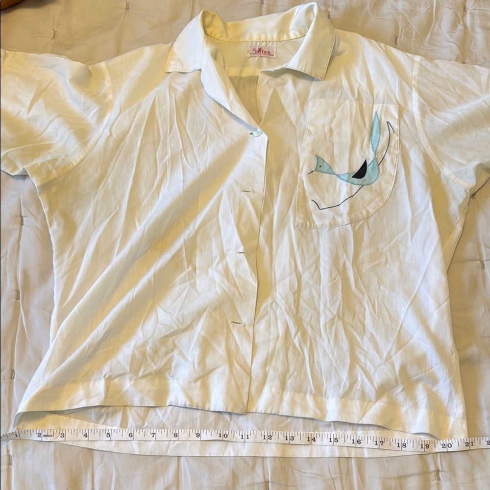 Vintage cropped White Shirt with roadrunner Design - Picture 4 of 9